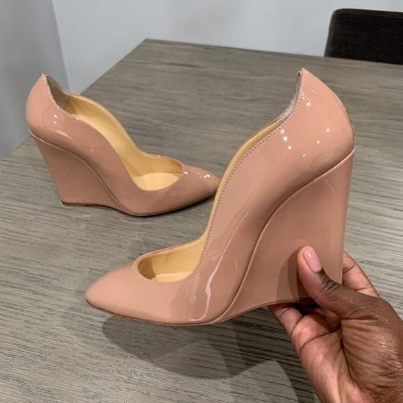 BNIB Christian Louboutin Wedge Patent Pumps - Picture 6 of 10